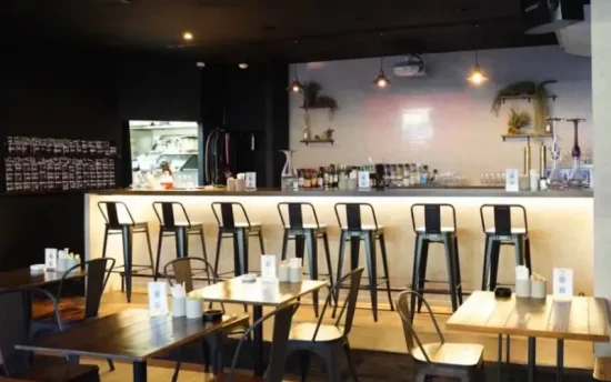 天王寺 シーシャバー：C.S.B 天王寺店 シーシャカフェ&バー