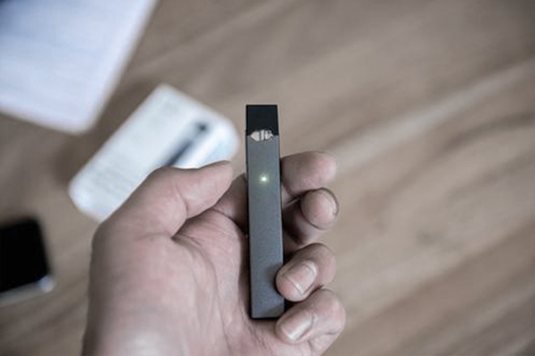 Juul 日本についての10の噂、だまされたか？ | VapePenZone Japan