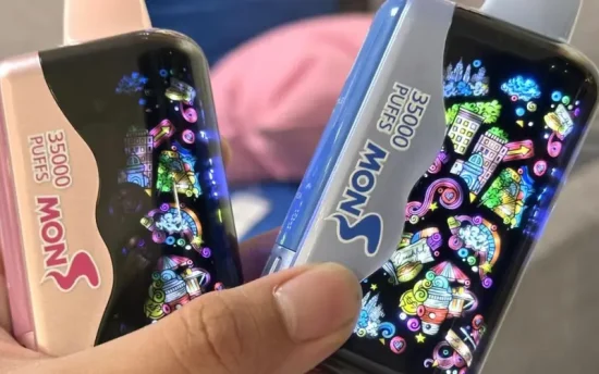 【2026人気先取り】Bubblemon Graffiti Vape レビュー|グラフィティ×LED搭載・味・モード切替! | VapePenZone Japan Bubblemon Graffiti Vape レビュー:7つの注目ポイント