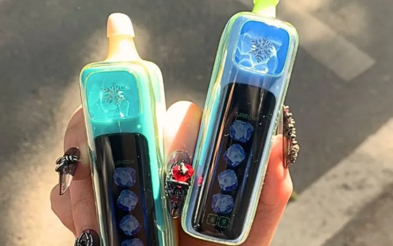 【100店舗調査】コンビニ 電子タバコ 使い捨ておすすめ ランキング|ニコチン入り・ニコチンフリー・タール | VapePenZone Japan elfbar ice king