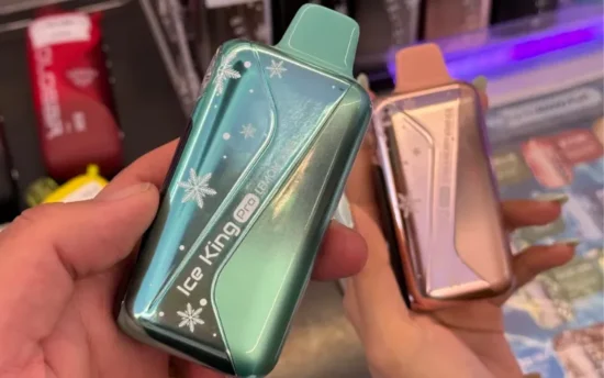 【購入前必見】ELFBAR Ice King VS Ice King Pro|違い・選び方・買うならどっち? | VapePenZone Japan 【購入前必見】ELFBAR Ice King VS Ice King Pro|違い・選び方・買うならどっち? | VapePenZone Japan