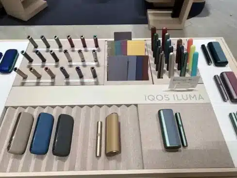 IQOS ショップ函館 地元店舗ショー