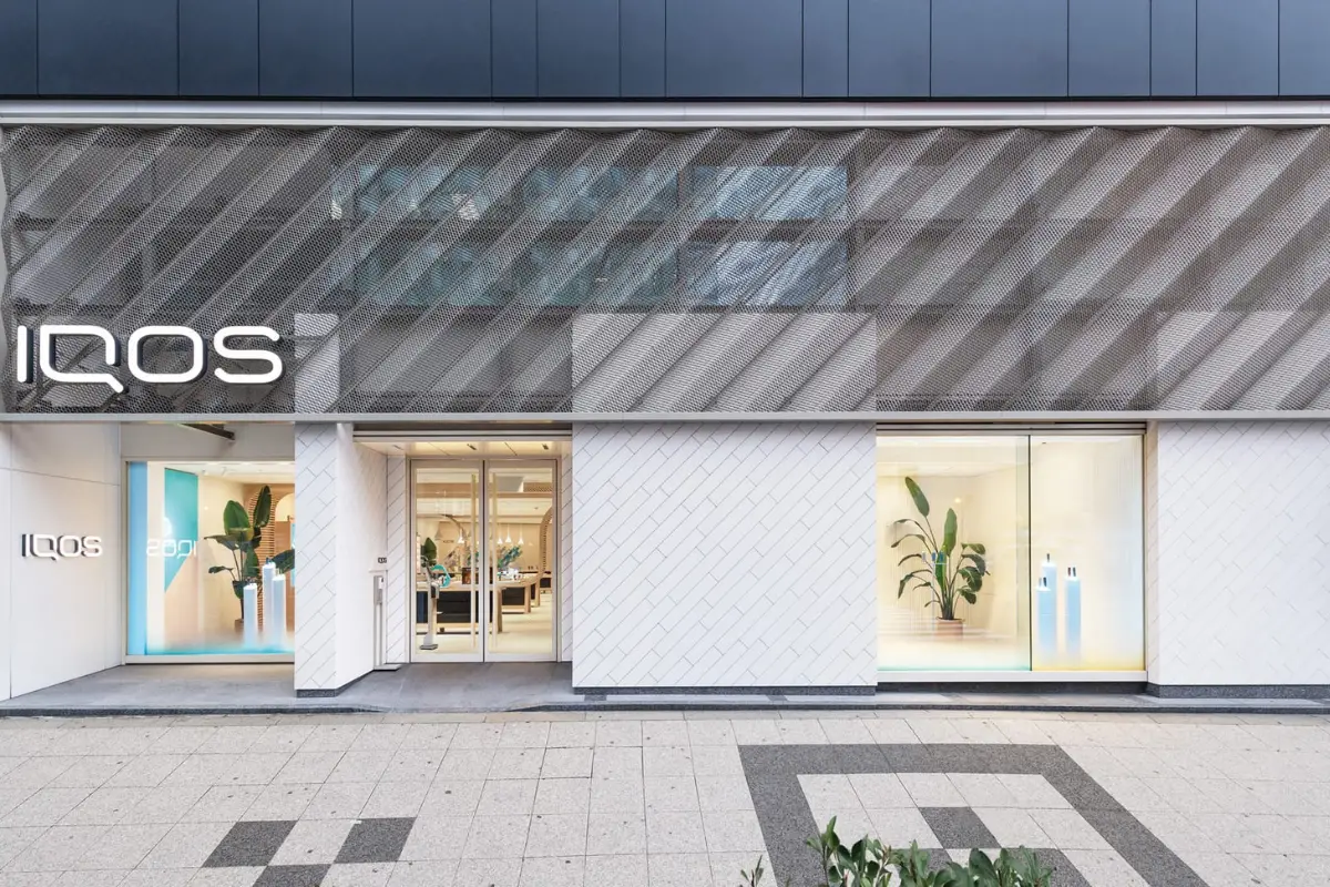 IQOS ストア 心斎橋 Shinsaibashi