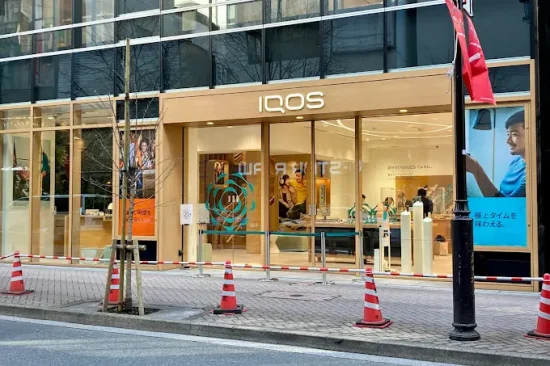 IQOS ストア 銀座 IQOS local store japan