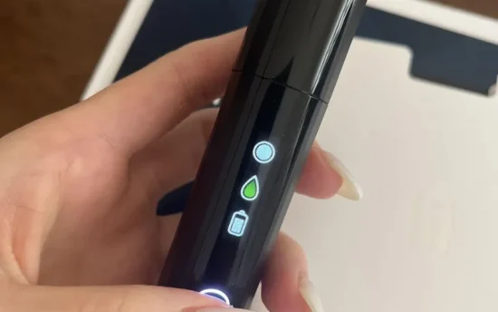 新型リルハイブリッド 評判|5つのメリット・フレーバー・口コミを解説! | VapePenZone Japan lil HYBRID 3.0には、バッテリー残量やe-liquidレベルなどを確認できるLEDディスプレイが搭載されています
